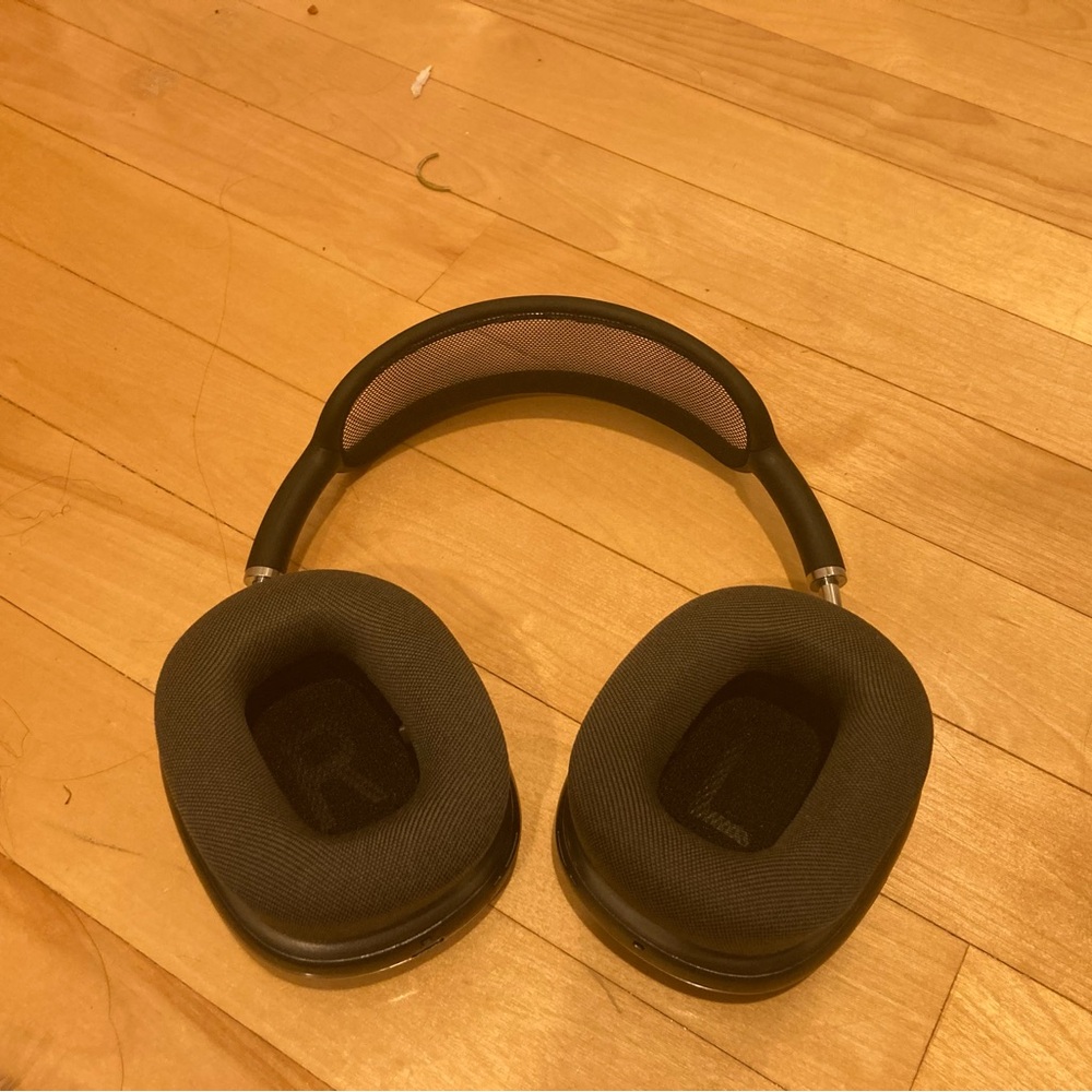 Apple AirPods Max with Smart Case - Picture 4 of 4